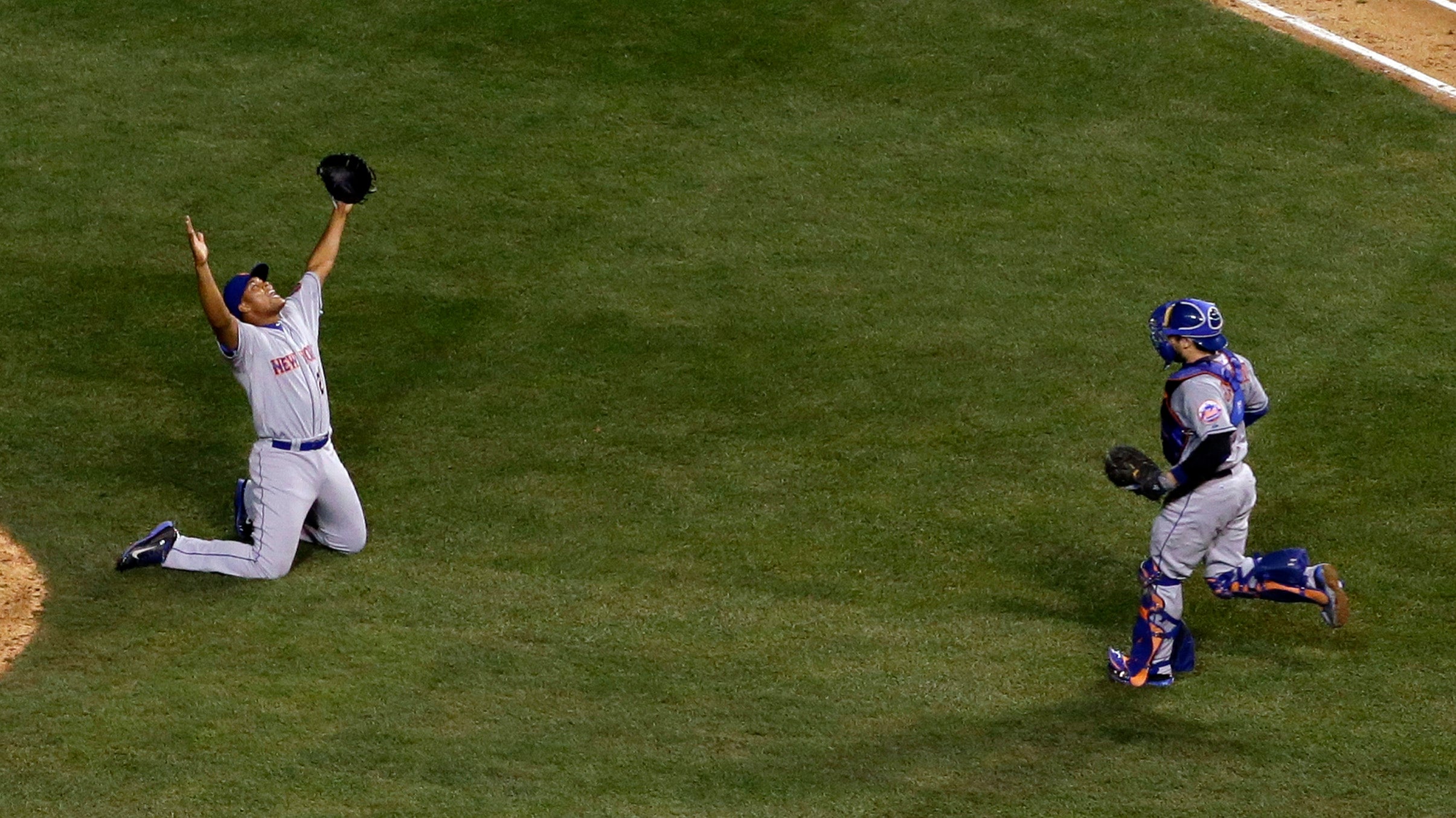 Daniel Murphy makes history as Mets sweep Cubs to reach World Series, New  York Mets