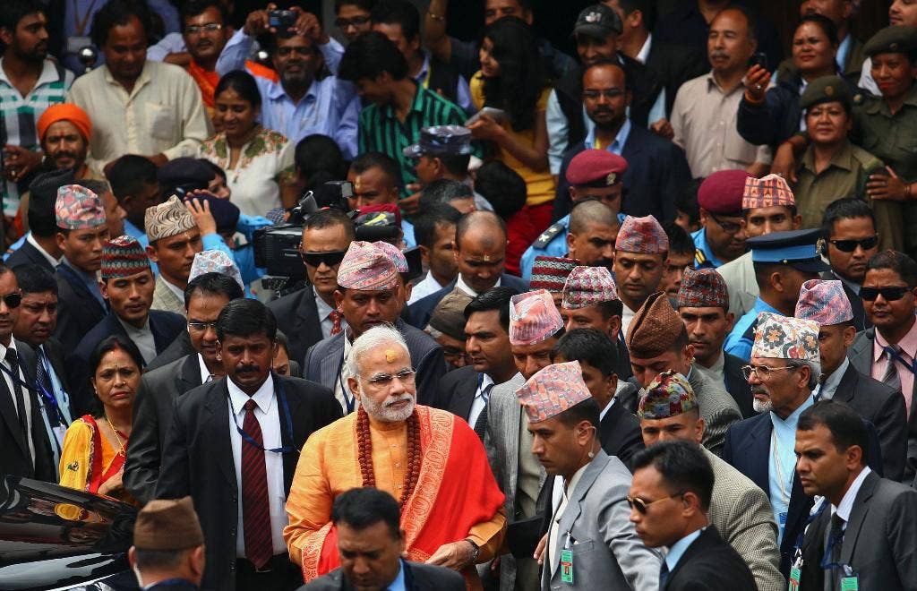 PM India menghangatkan hubungan, menawarkan bantuan pembangunan selama kunjungannya ke Nepal