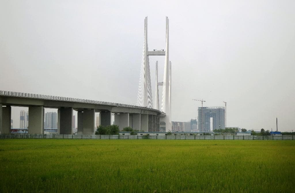 Jembatan Tiongkok ke mana-mana?  Sejauh ini hanya sedikit pekerjaan yang dilakukan pihak Korea Utara dengan tim internasional senilai 0 juta