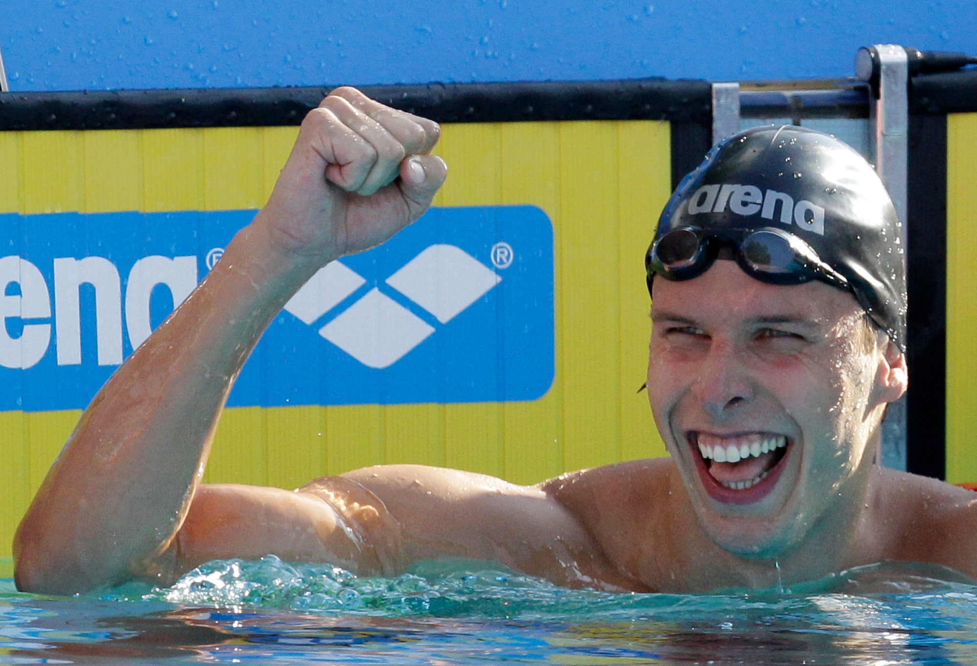 Alex swim. Александр Дейл оен. Александр дале ОЭН. Александр Спиридонов пловец. Александр Бектурганов плавание.