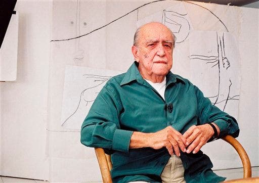 Kematian arsitek terkenal Oscar Niemeyer menarik pelayat di negara asalnya, Brasil