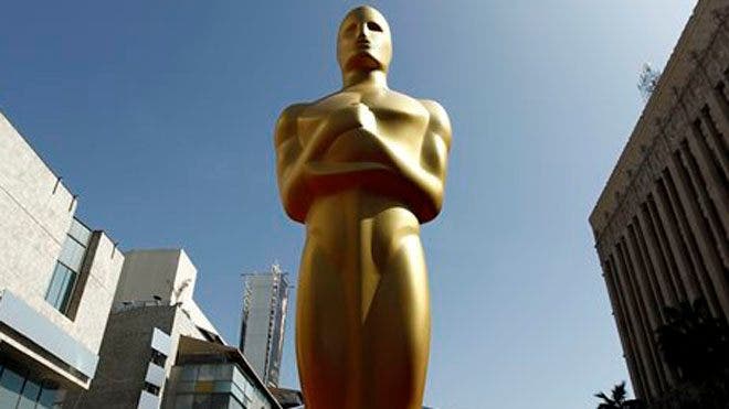 Oscars ratings plummet to record low
