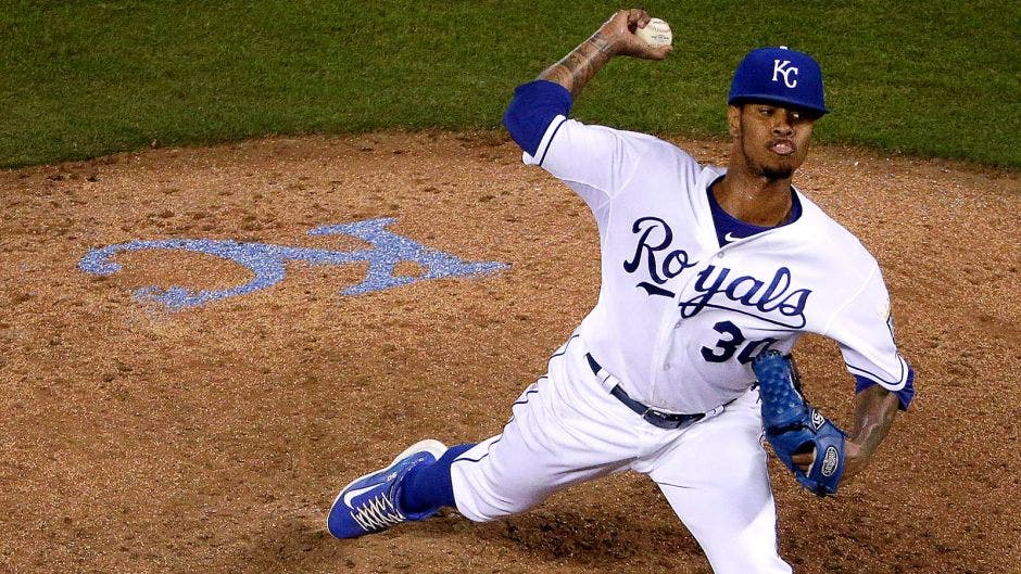 New information disputes suspicion that Royals pitcher Yordano Ventura was  robbed after fatal wreck