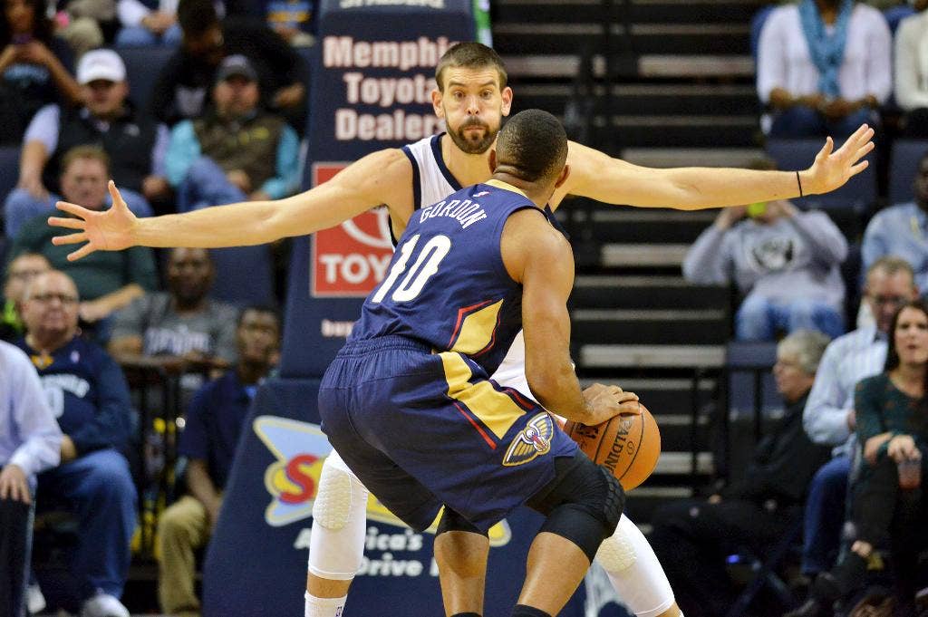 Gasol mencetak 16 poin, Randolph menambah 15 poin untuk memimpin Grizzlies atas Pelikan 93-81