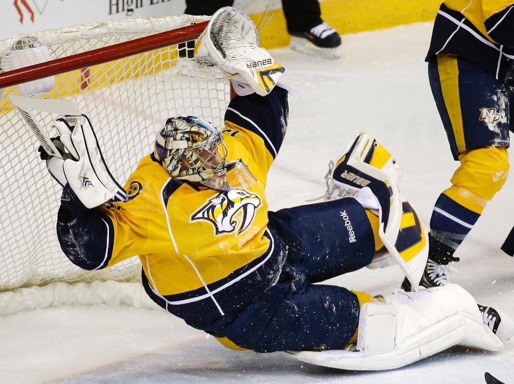 Matt Niskanen mencetak 2 gol saat Penguin mengalahkan predator 3-1 dalam kembalinya Nashville G Pekka Rinne