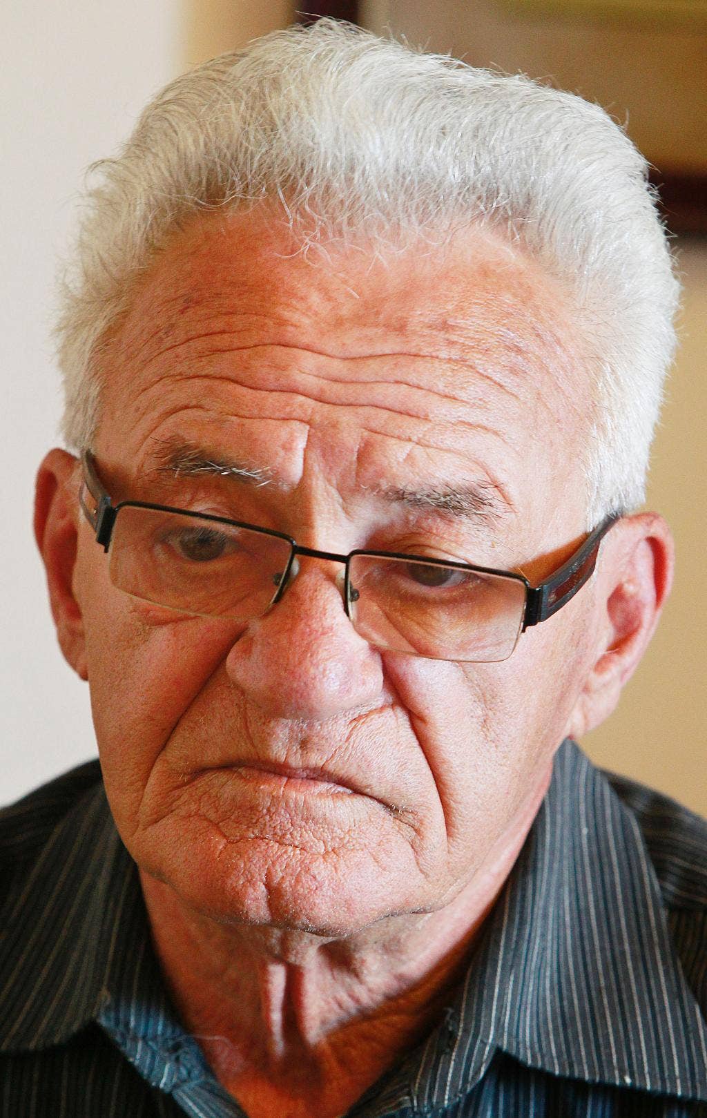 A Holocaust -Surviving Remember: Lost in the Raug of Warsawa