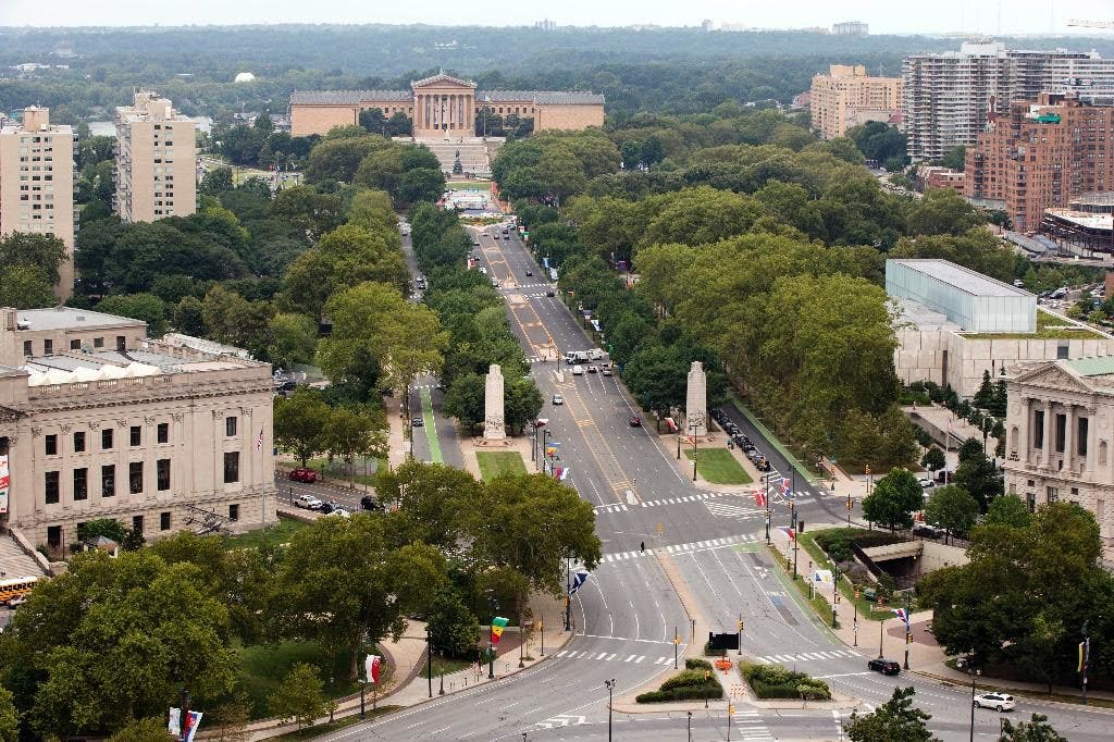 Kunjungan Paus mendatang menghasilkan informasi yang langka, rumor yang merajalela, dan kecemasan di Philadelphia