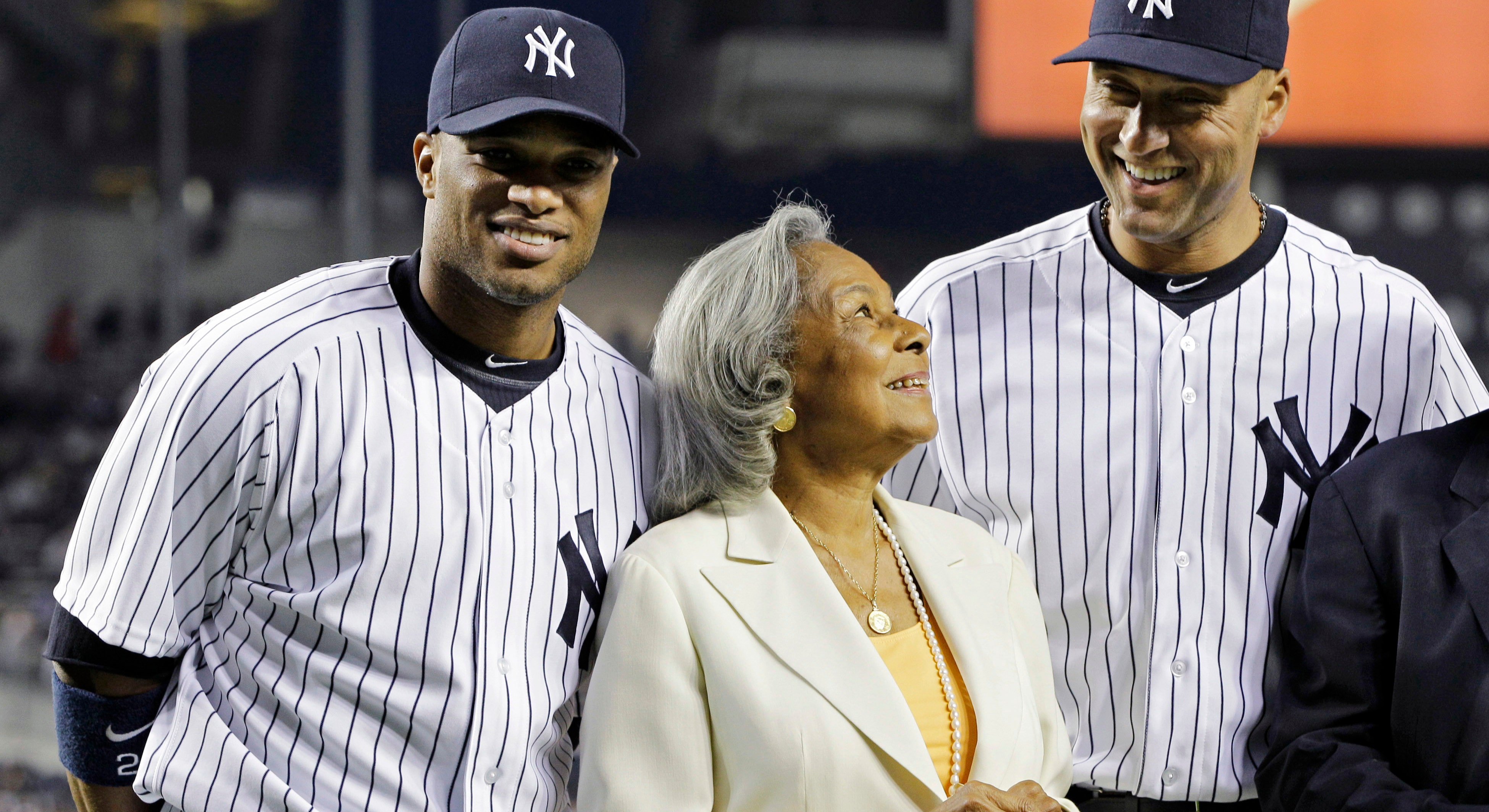 Jackie Robinson's widow, Rachel, proud of New York Yankees' Mariano Rivera  - ESPN