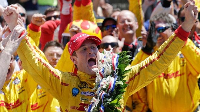 Ryan Hunter-Reay memenangkan Indianapolis 500