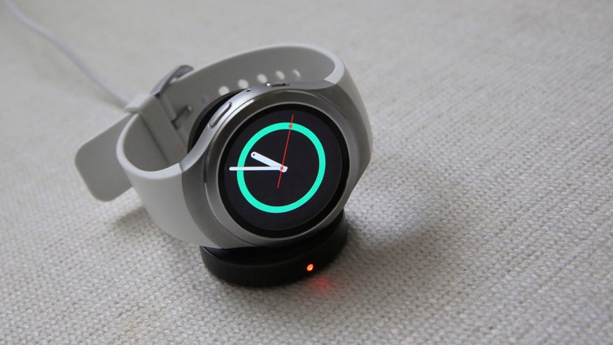 Samsung, others seek piece of nascent smartwatch market
