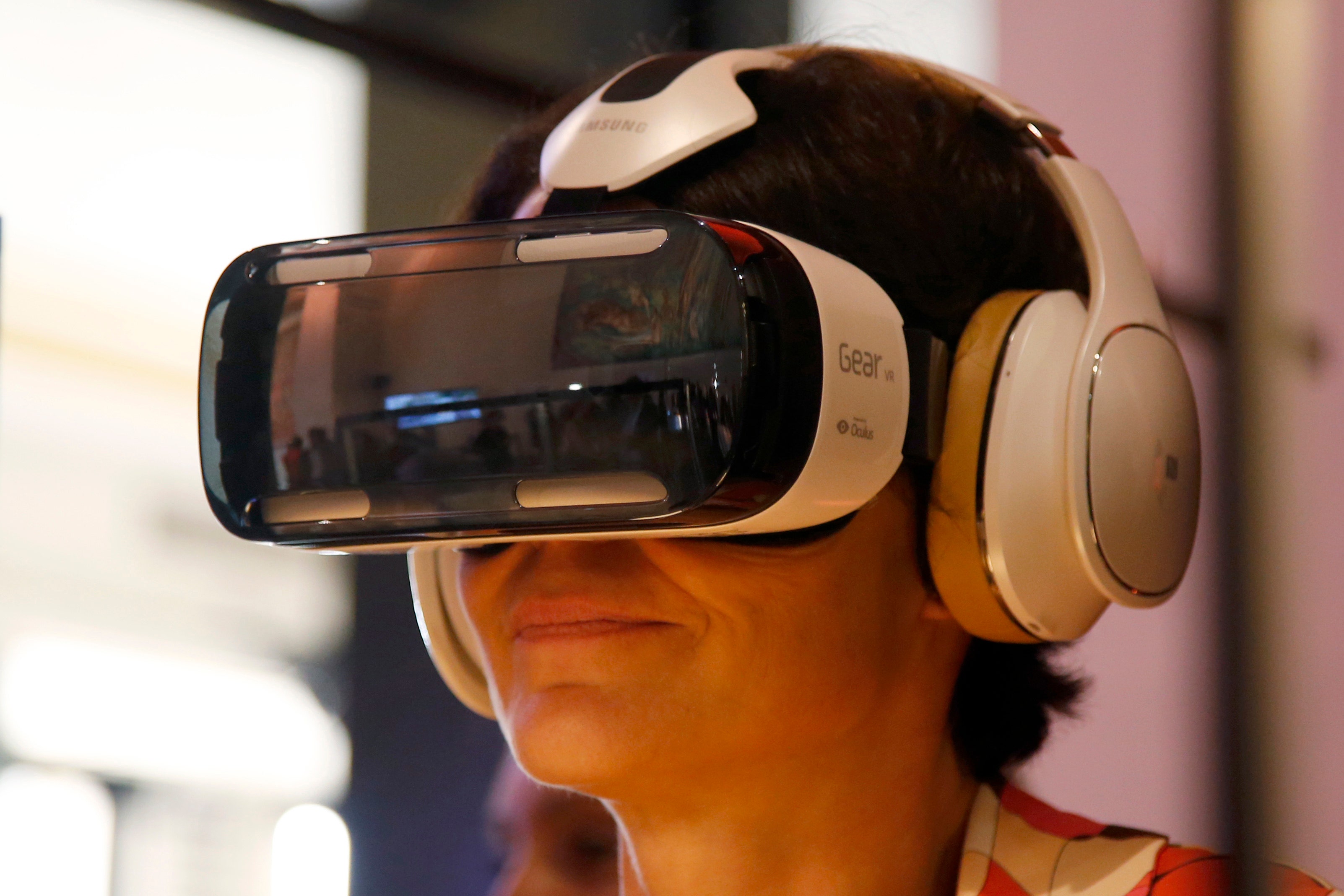 Why Samsung’s Gear VR is a virtual reality game-changer