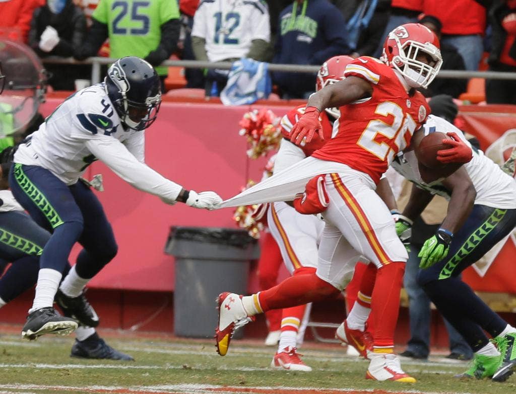 Chiefs mengembalikan juara Super Bowl Seahawks, naik ke posisi pertama bersama Denver di AFC West