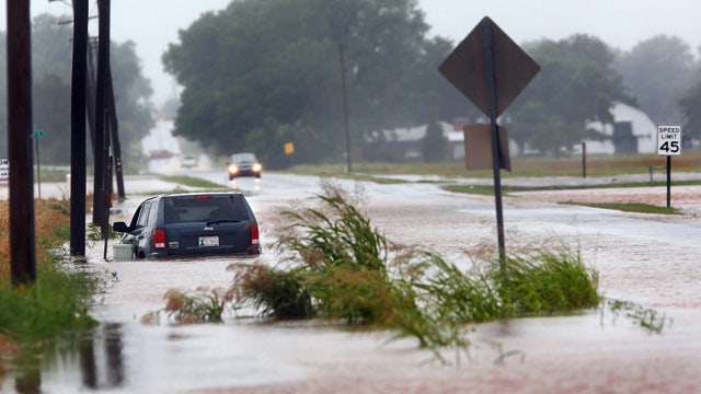 At least 2 dead in Oklahoma flooding from Tropical Storm Bill remnants ...