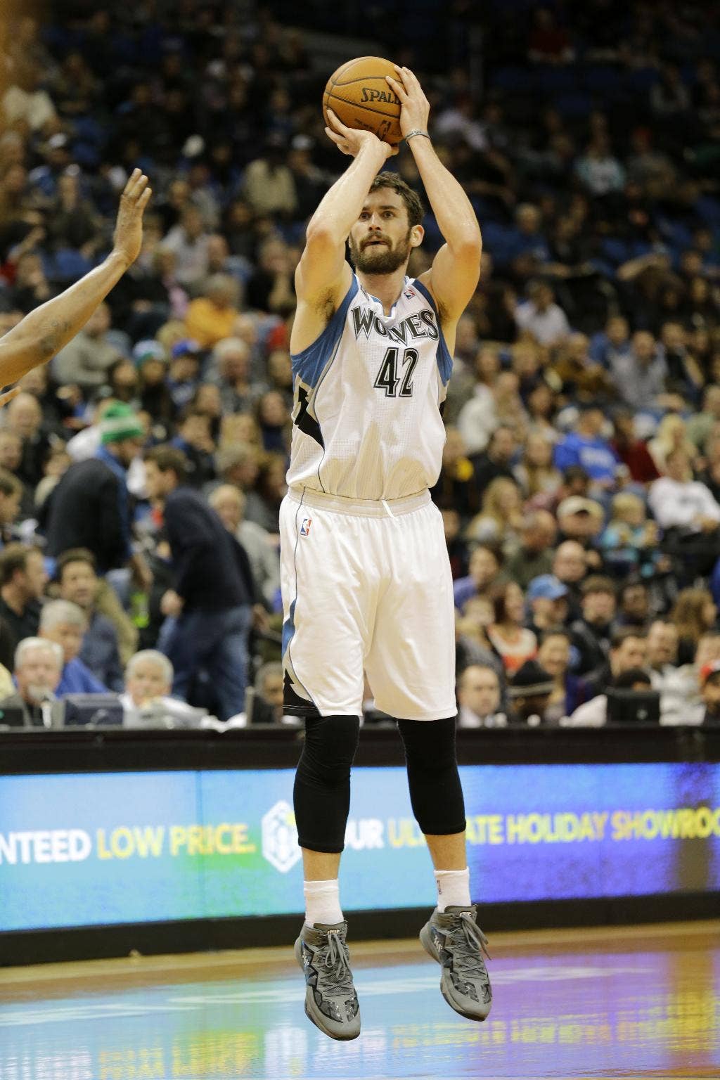 3’s Is Wild: ditembak dari belakang busur lebih umum di NBA daripada sebelumnya