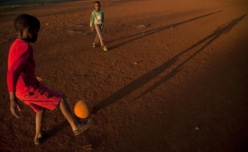 Korban yang tidak dapat dijelaskan dari FIFA Copy Scanal: Klub di Tingkat Bawah, Pengembangan Pemuda, Liga Lokal