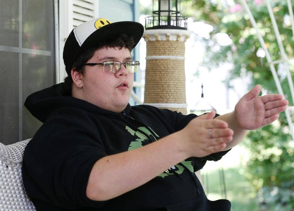 Transgender student's battle over restroom divides rural Virginia town ...