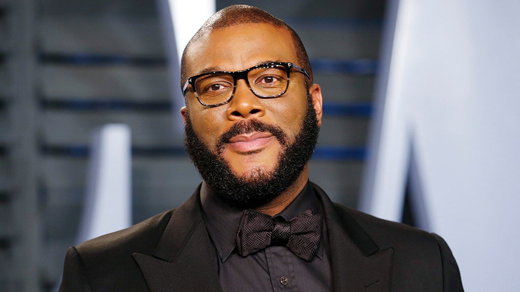 Tyler Perry sets up vaccination site at his Atlanta studios for production crew