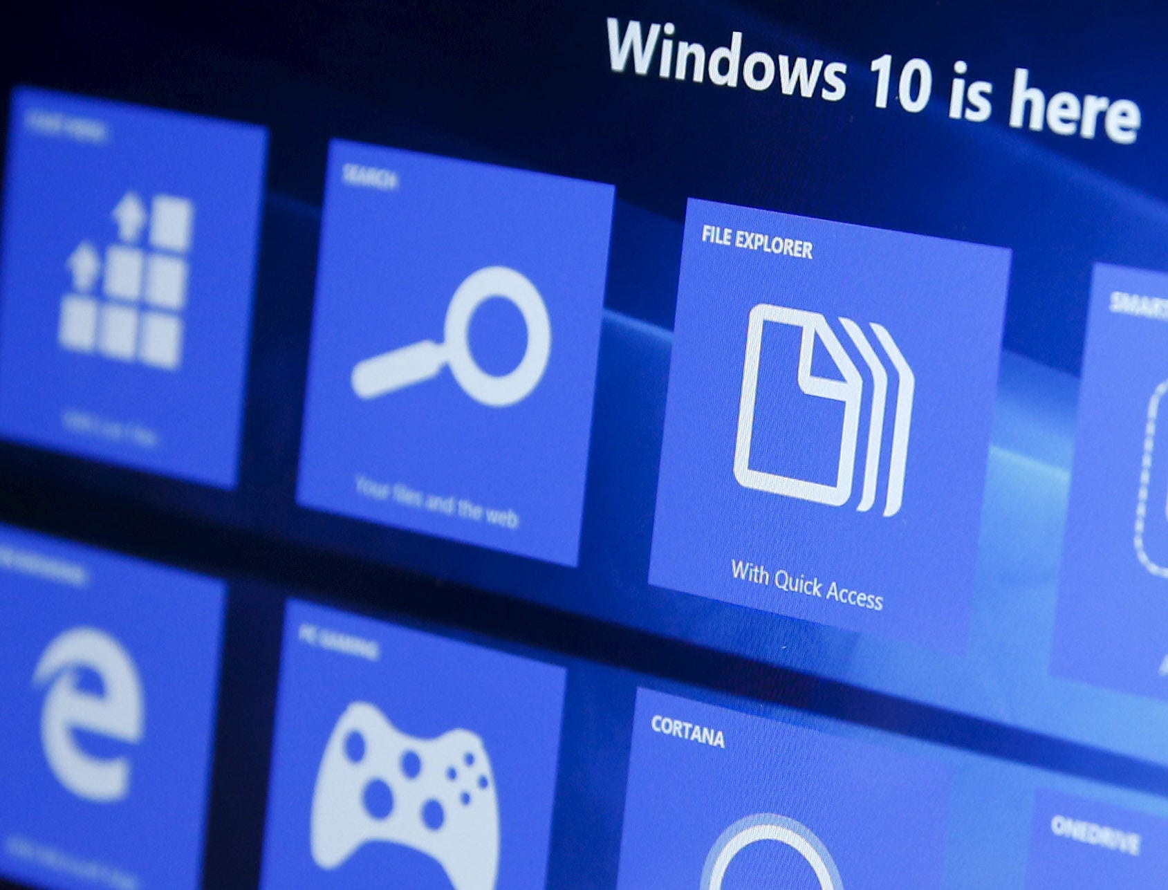 5 secrets to make you fall in love with Windows 10