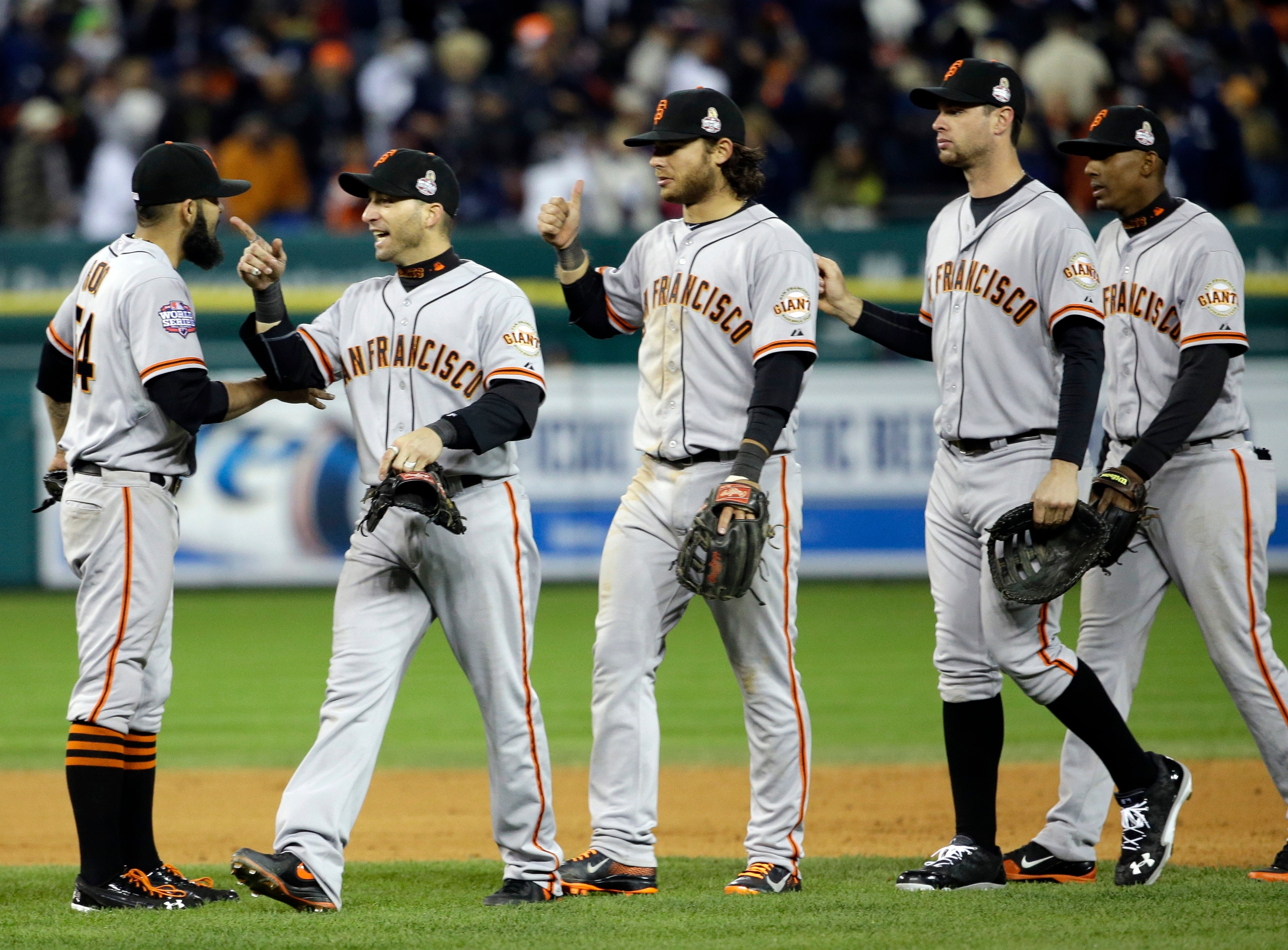 Giants beat Tigers 2-0 for 3-0 World Series lead | Fox News