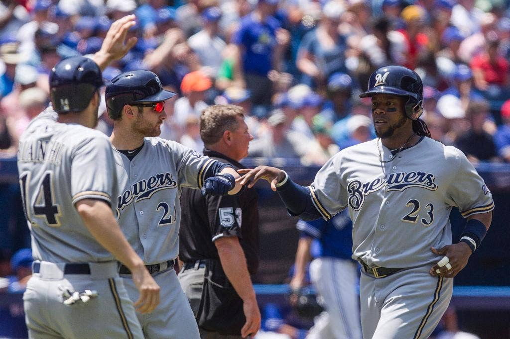 Brewers lock up Carlos Gomez for 4 more years