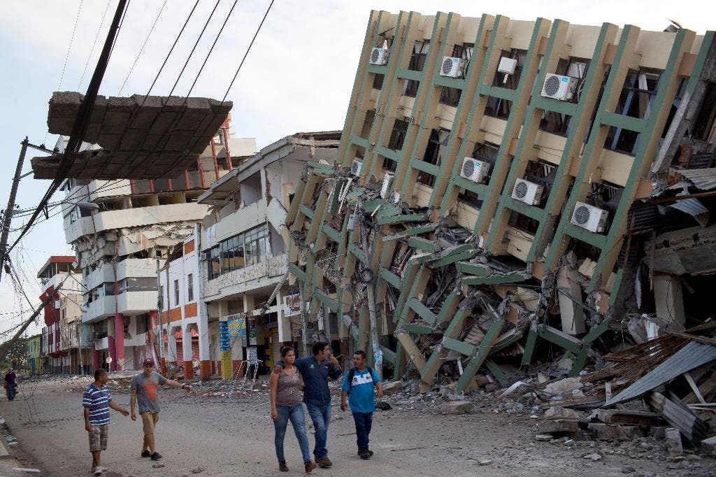 Terbaru: Spanyol Kirim Tim Penyelamat Gempa ke Ekuador