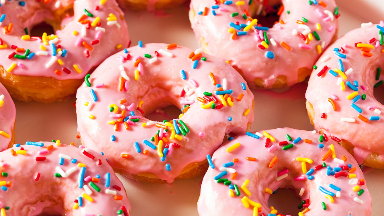 Where to get free doughnuts on National Doughnut Day