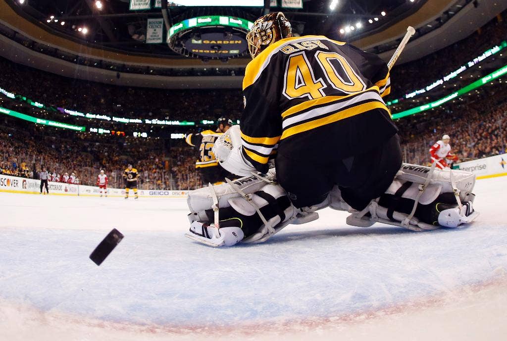 Tujuan pavel datisuk dengan 3:01 kiri memberikan kemenangan Red Wings 1-0 dan keunggulan kandang atas Bruins
