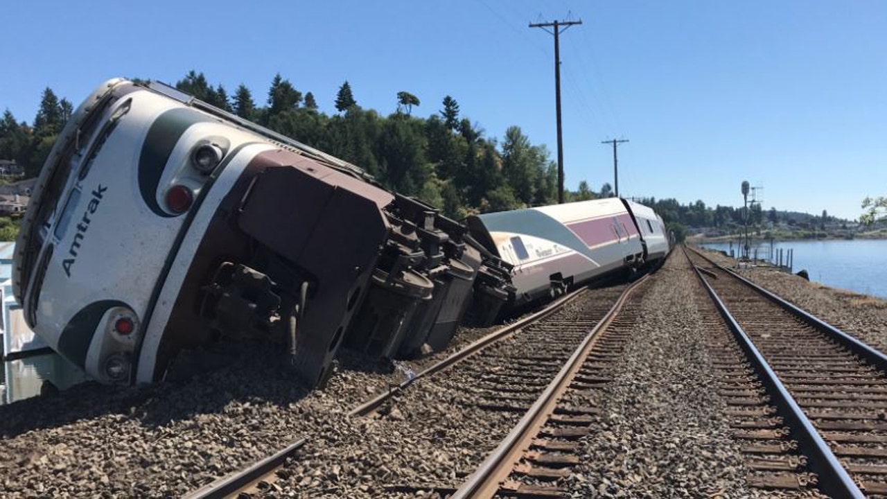 Amtrak train derails in Washington state, minor injuries reported | Fox ...