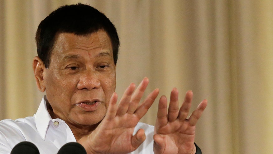 Perang Duterte melawan narkoba dapat menempatkan Filipina ke roda, kata para kritikus