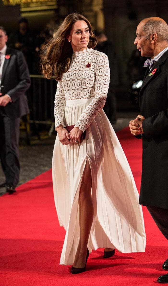 Kate Middleton Reveals Loads Of Leg At Premiere Of Cat Film Fox News 7918