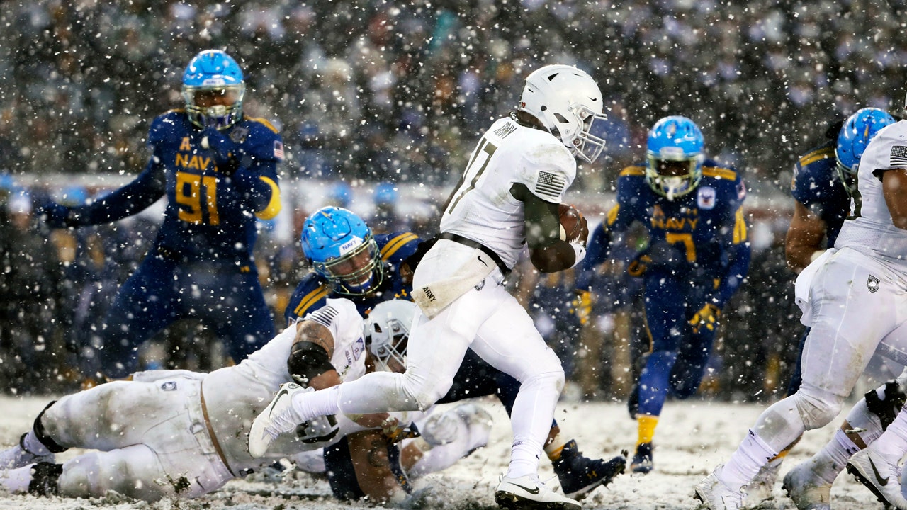 Army-Navy Game on X: On Saturday, #ArmyNavy coverage starts at noon across  the Nation and around the globe leading into America's Game 