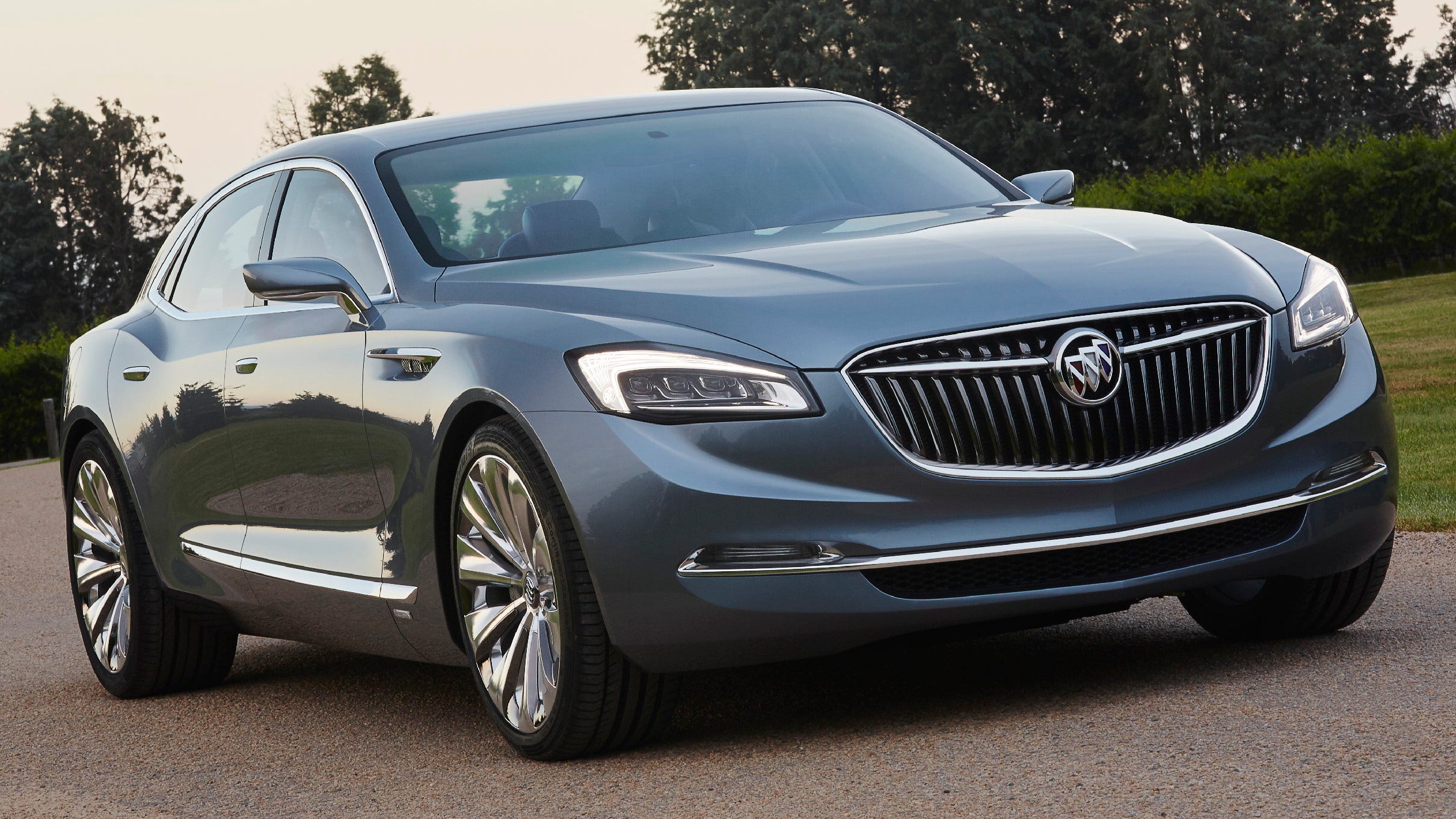 Buick Avenir brings back the boattail