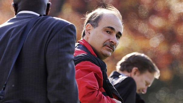 Axelrod meninggalkan Gedung Putih, mempersiapkan misi baru untuk memilih kembali Obama