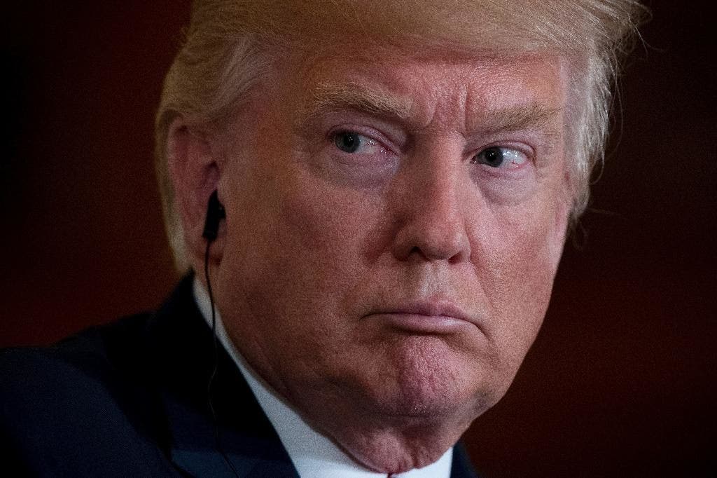 Trump mengatakan serangan Paris akan mempengaruhi pemilu Perancis