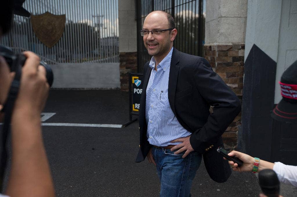 Mantan gubernur Meksiko yang buron dipindahkan ke penjara Guatemala