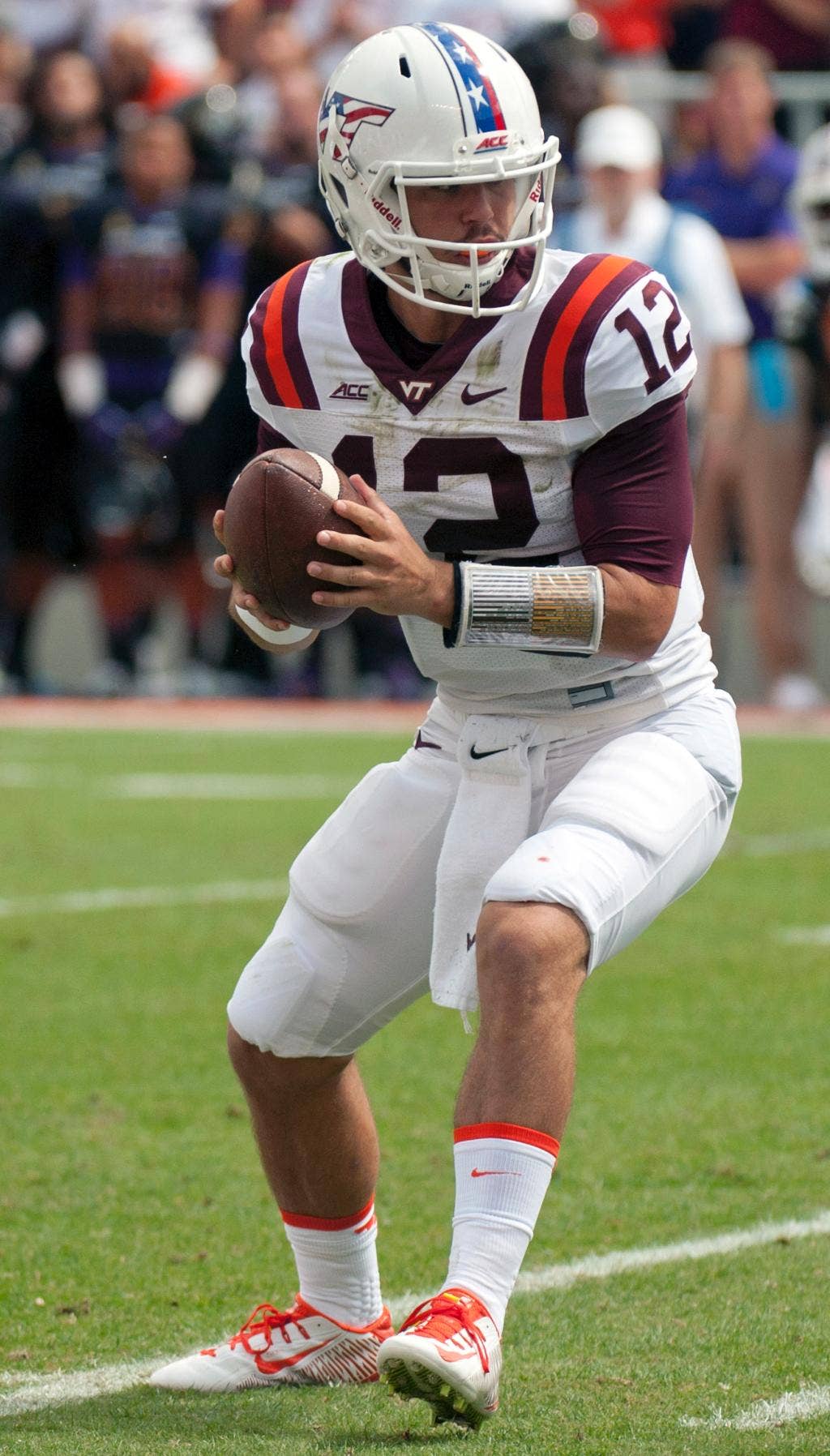 Mulai lambat bertahan untuk No. 17 Virginia Tech dalam kekalahan 28-21 dari East Carolina