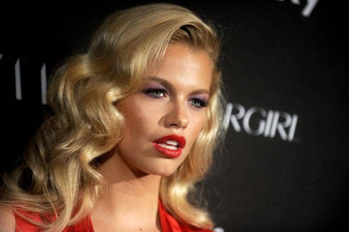 Hailey Cus SI Model Hailey Clauson Sizzles in Daring Dress, Elvis Presley's ...