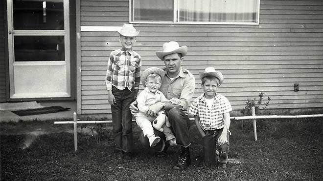 Militer AS mengubur 6 penerbang yang tewas pada tahun 1965