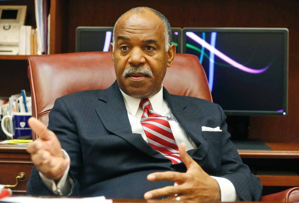 Pengadilan Banding untuk menimbang tantangan untuk perjalanan Trump yang direvisi