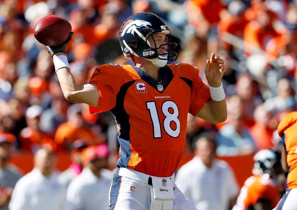 Peyton Manning Joins Brett Favre In Elite Club With His 500th Touchdown ...