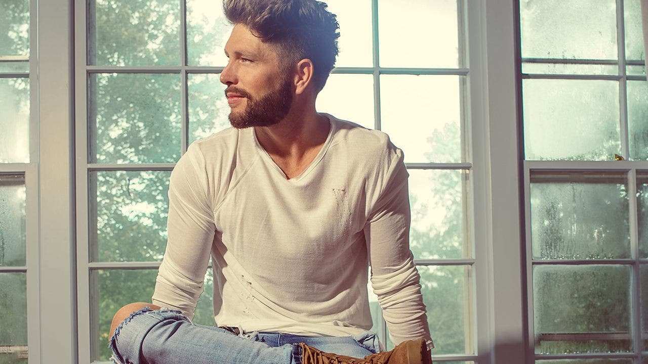 Country singer Chris Lane on his pre-show ritual: I always say a 'quick ...