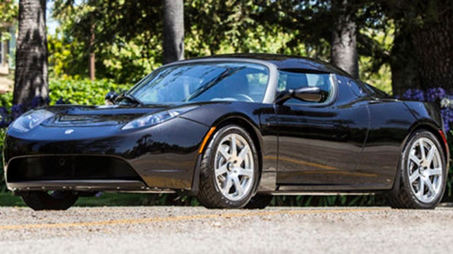 George Clooney selling his Tesla Roadster to support Sudan charity