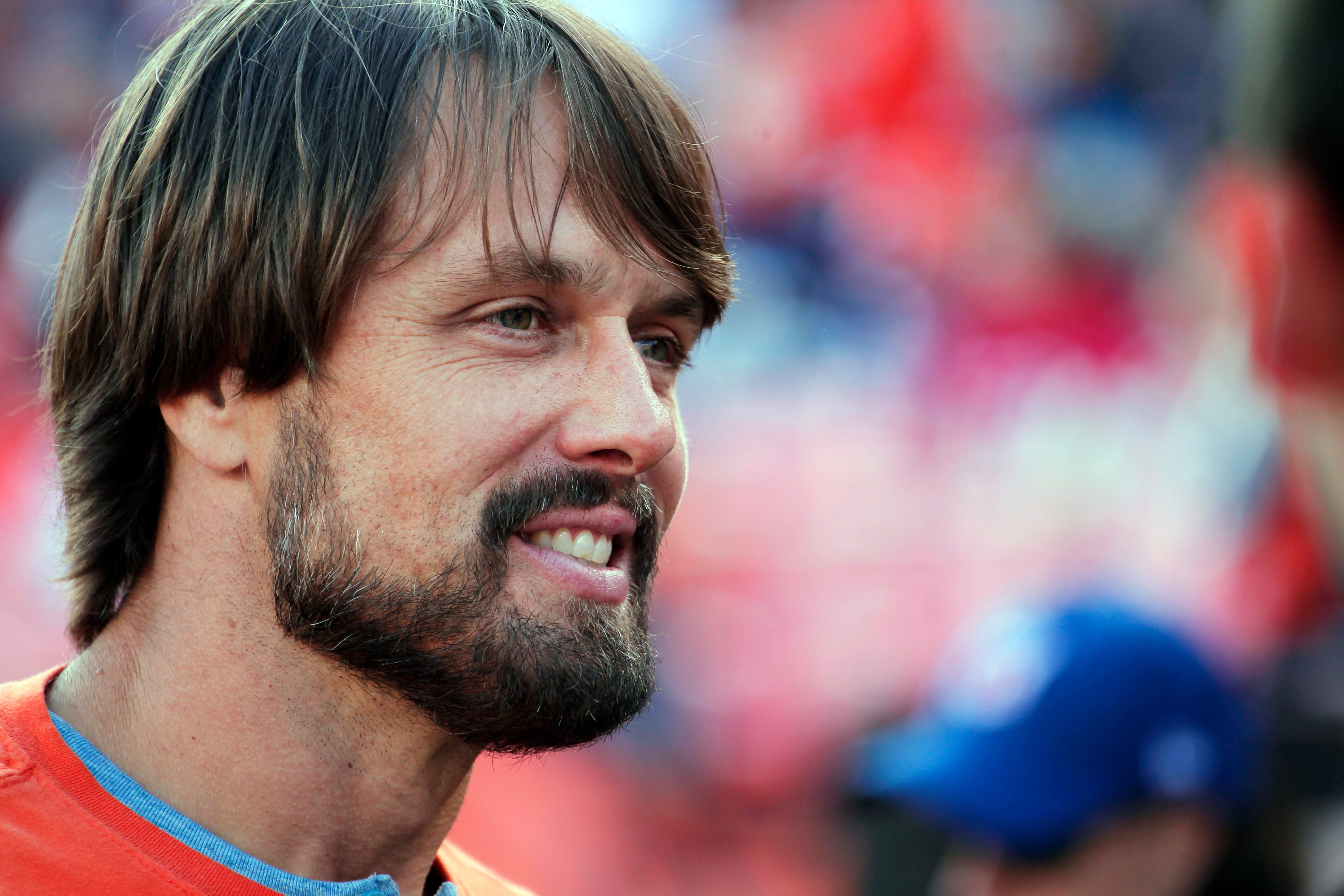 Can cousin of marijuana plant ease NFL's concussion problem?
