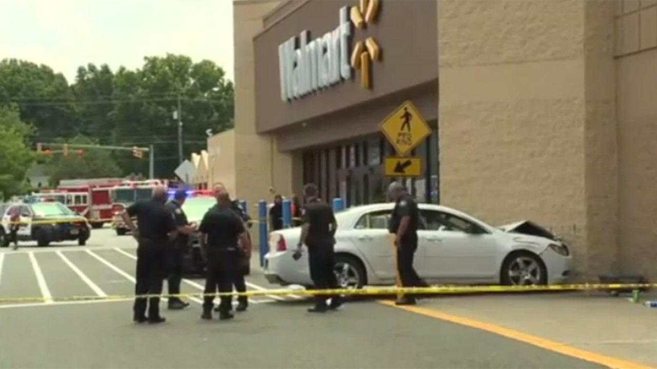 81 Year Old Killed By 85 Year Old Driver In Walmart Parking Lot Crash Fox News