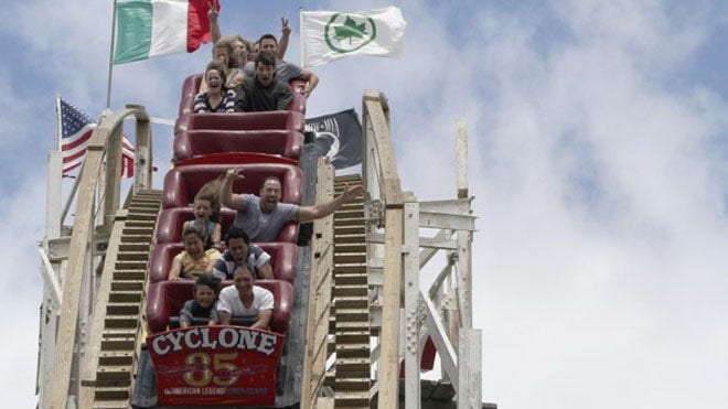 Over the Hill: Cyclone coaster NYC berusia 85 tahun