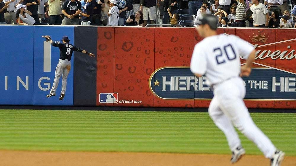 Yankees' Jorge Posada takes field with heavy heart on 31st