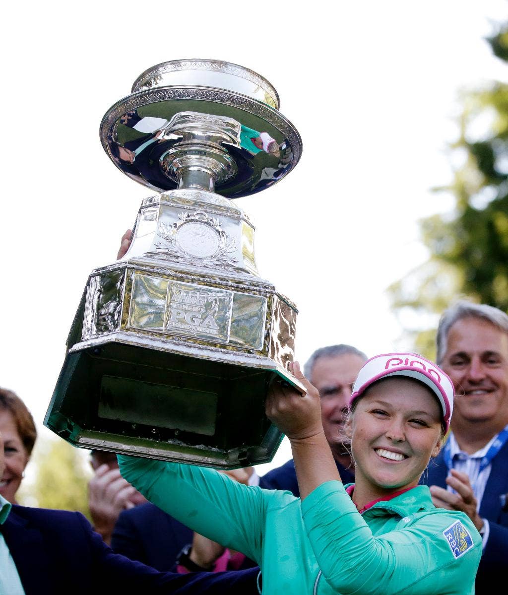 Brooke Henderson mengalahkan Lydia Ko di Playoff Wanita PGA