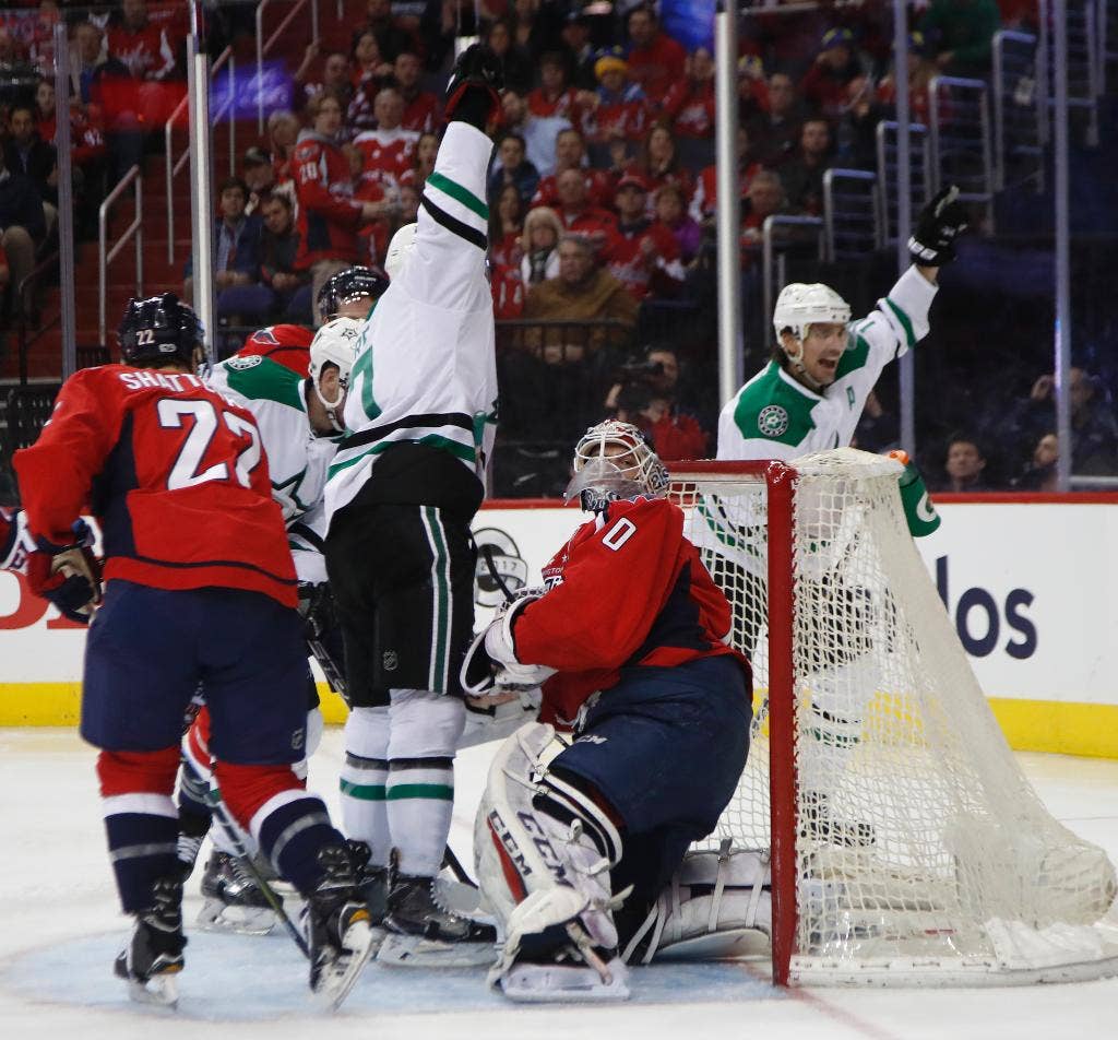 Lehtonen, Stars menghentikan rekor kemenangan kandang Capitals menjadi 15