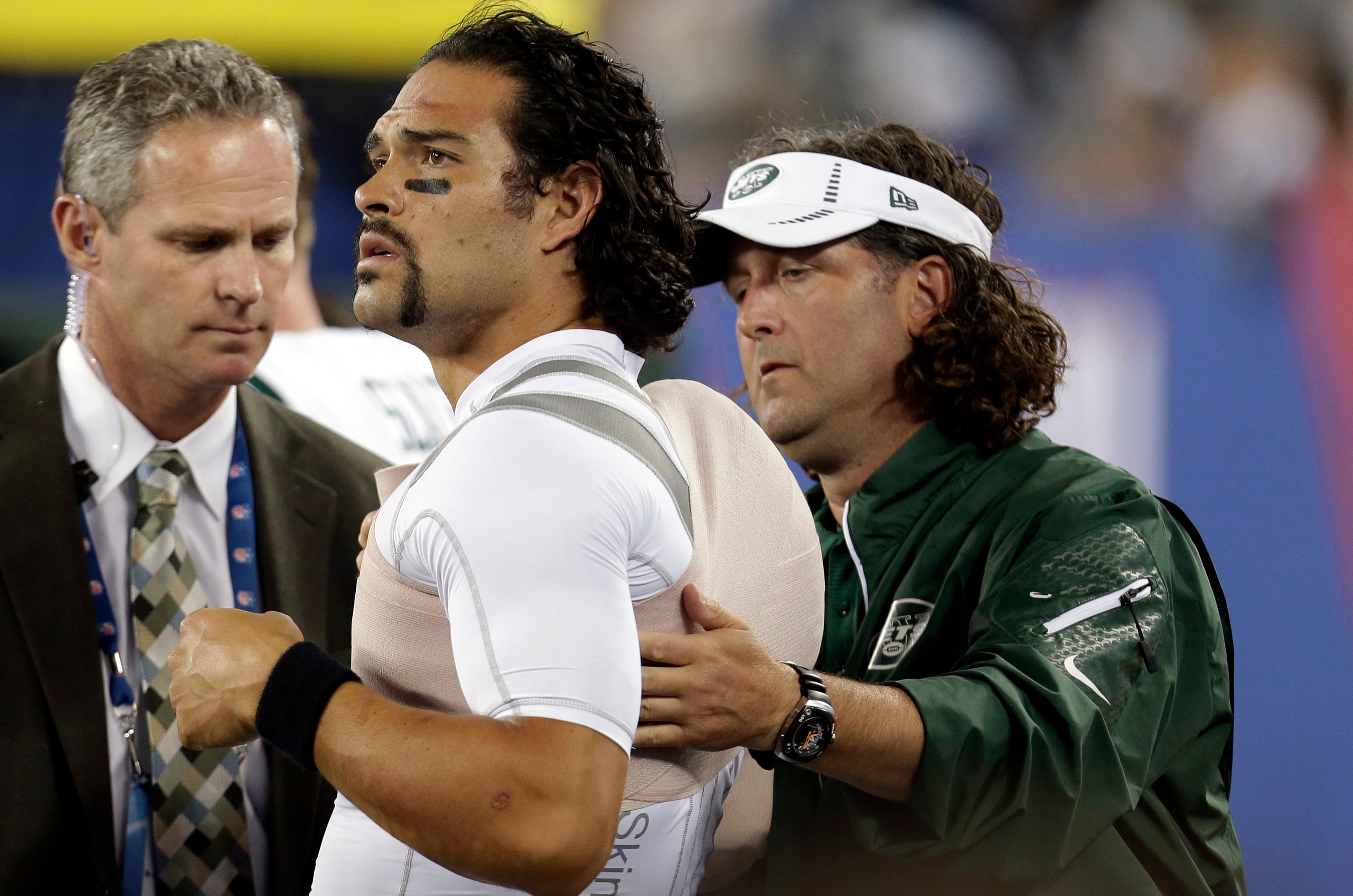 New York Jets Say Mark Sanchez Remains 'Day-To-Day' With Shoulder