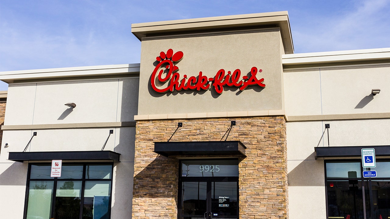 The secret to Chick-fil-A's famous sauce | Fox News